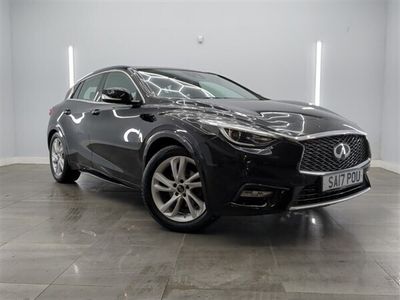 Infiniti Q30