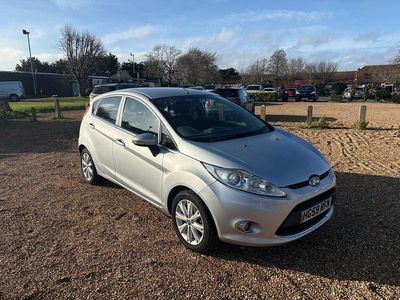 Used Ford Fiesta Zetec 82 HP (60 kW) 2009 Silver Hatchback