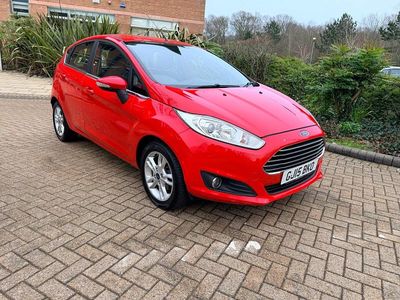 Red Used 2015 Ford Fiesta Zetec Hatchback | £3,994 (Good price)