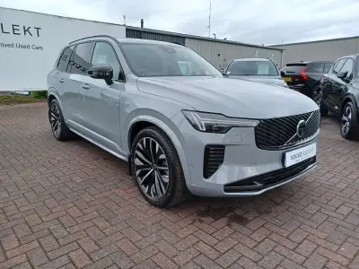 New Volvo XC90 Plus 2026 Grey SUV