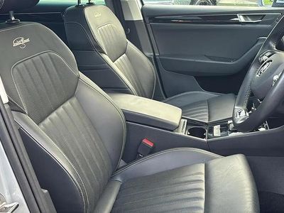 Used Skoda Superb 276 HP (202 kW) 2022 Silver Hatchback