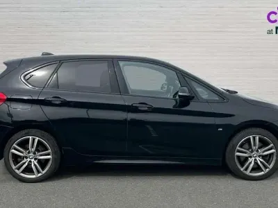 Usado BMW 225 M Sport 224 CV (164 kW) 2021 Negro Utilitario