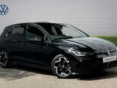 Used VW Golf VIII R-line 150 HP (110 kW) 2025 Black Hatchback