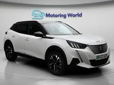 Używany Peugeot e-2008 GT 100 kW (136 KM) 2023 SUV