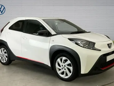 Used Toyota Aygo X PURE 72 HP (52 kW) 2024 White SUV