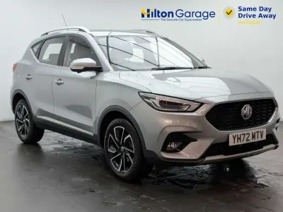 Używany MG ZS Exclusive 106 KM (77 kW) 2022 Srebrny SUV