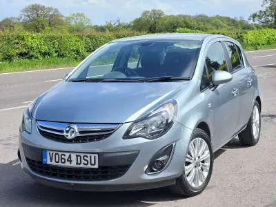 Used Vauxhall Corsa 100 HP (73 kW) 2014 Silver Hatchback