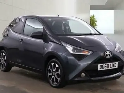 Used Toyota Aygo X-plore 2018 Grey Hatchback