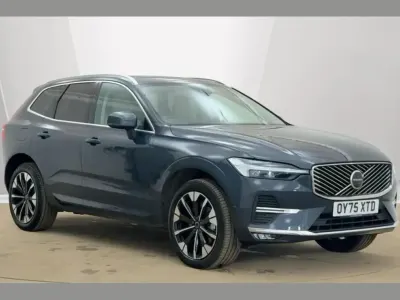 Begagnad Volvo XC60 Ultra 247 HK (181 kW) 2025 Blå SUV