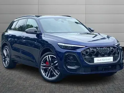 New Audi Q5 Comfort 299 HP (219 kW) 2026 Navarra blue SUV