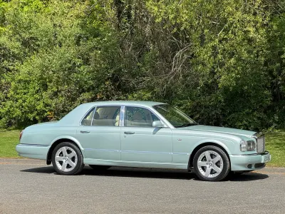 Used Bentley Arnage 405 HP (297 kW) 2000 Silver metallic Sedan