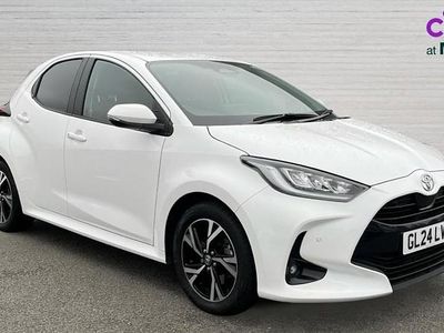 Used Toyota Yaris Hybrid Design 116 HP (85 kW) 2024 White