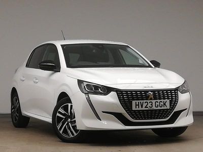 Used Peugeot 208 Allure+ 129 HP (94 kW) 2023 White Hatchback