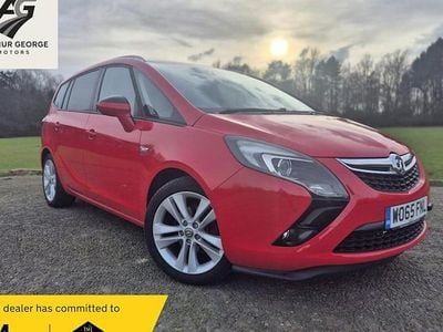 Used Vauxhall Zafira Tourer SRi 140 HP (102 kW) 2016 Red MPV