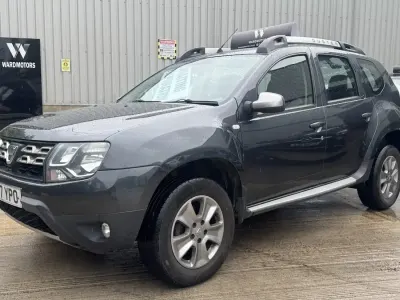 Used Dacia Duster Lauréate 110 HP (80 kW) 2017 Grey SUV