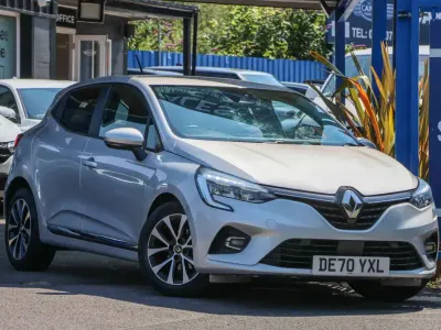 Used Renault Clio Iconic 100 HP (73 kW) 2020 Mercury Hatchback