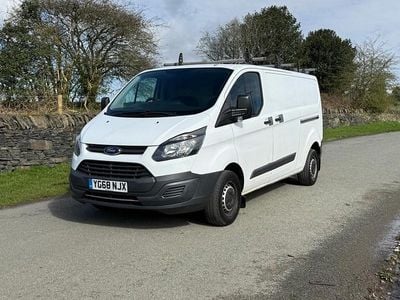 Used Ford Transit Custom 105 HP (77 kW) 2018 White Van