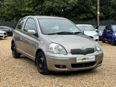 Used Toyota Yaris 2005 Grey Hatchback