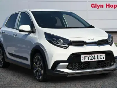Used Kia Picanto X-Line 67 HP (49 kW) 2024 White Hatchback