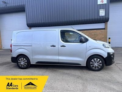 Second-hand Peugeot Expert 2019 Argintiu Van