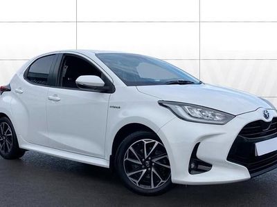 White Used 2021 Toyota Yaris Hybrid Design Hatchback | £15,515 (Fair price)