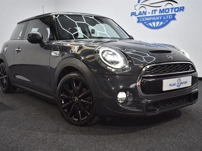 Usado Mini Cooper S Hatch 2018 Cinzento Citadino