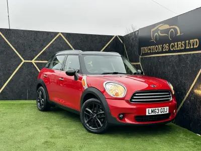 Used Mini Cooper 2013 Red Hatchback