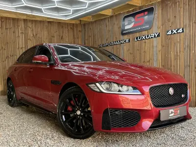 Used Jaguar XF S 380 HP (279 kW) 2016 Red Sedan