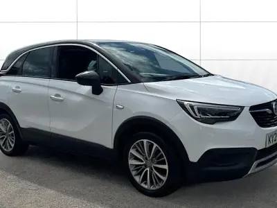 Used Vauxhall Crossland X 83 HP (61 kW) 2020 White SUV