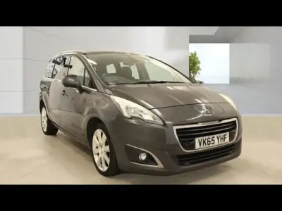 Used Peugeot 5008 Allure 120 HP (88 kW) 2015 Grey MPV