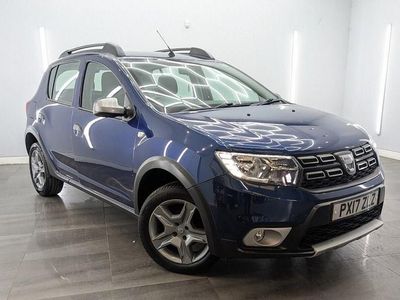 Used Dacia Sandero Lauréate 90 HP (66 kW) 2017 Blue Hatchback
