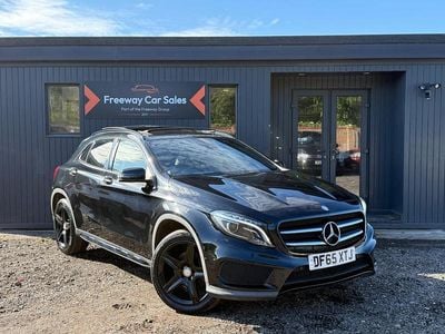 Mercedes GLA220