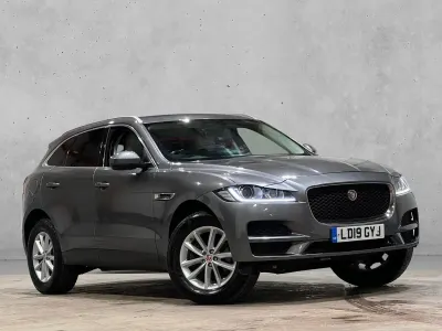 Begagnad Jaguar F-Pace Prestige 240 HK (176 kW) 2019 Grå SUV