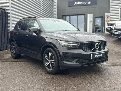 Used Volvo XC40 R-Design 161 HP (118 kW) 2021 Black SUV