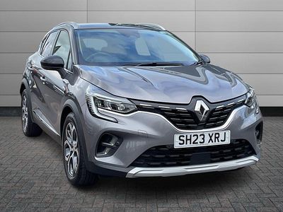 Used Renault Captur Techno 142 HP (104 kW) 2023 Grey / black  SUV