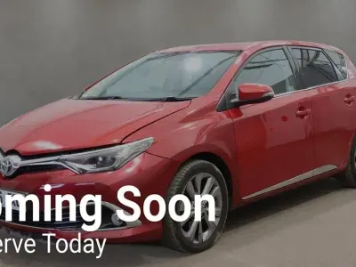 Used Toyota Auris Hybrid