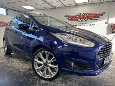 Usado Ford Fiesta Titanium 2015 Azul Utilitario