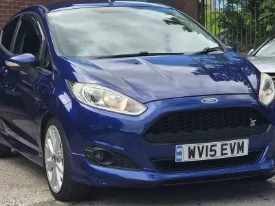Used Ford Fiesta Zetec 2015 Blue Hatchback