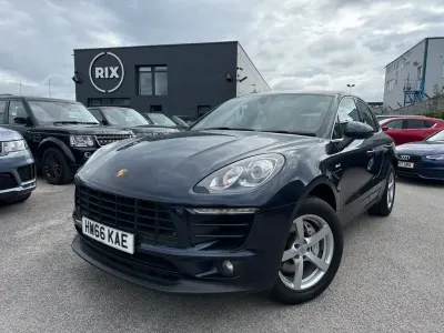 Used Porsche Macan 258 HP (189 kW) 2016 Blue SUV