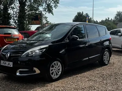 Used Renault Grand Scénic III Dynamique 110 HP (80 kW) 2014 Black MPV