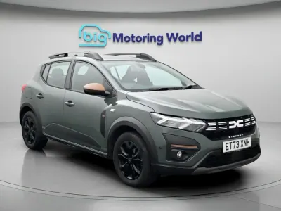 Used Dacia Sandero Extreme 90 HP (66 kW) 2023 Green Hatchback