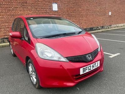 Used Honda Jazz ES 99 HP (72 kW) 2012 Red Hatchback