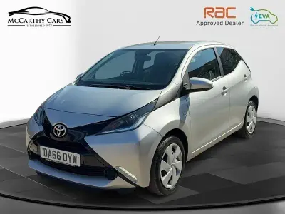 Used Toyota Aygo X-play 2016 Silver Hatchback
