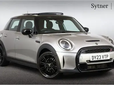 Used Mini Cooper S Exclusive 176 HP (129 kW) 2023 Silver Hatchback