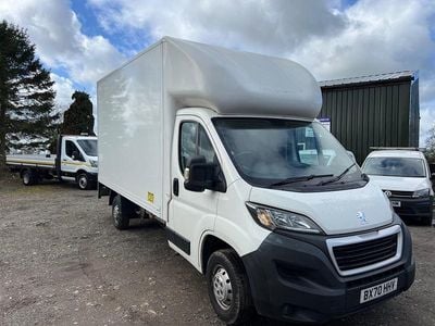 Used Peugeot Boxer 165 HP (121 kW) 2020 White Van