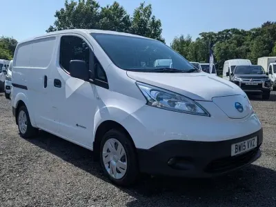 Used Nissan e-NV200 Acenta 80 kW (109 HP) 2015 White MPV