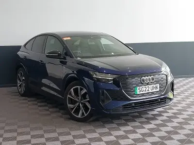 Usado Audi Q4 e-tron Comfort 219 kW (299 CV) 2022 Azul SUV