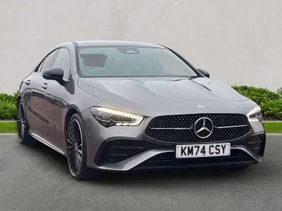 Begagnad Mercedes CLA220 AMG Line Premium Plus 190 HK (139 kW) 2024 Grå Sedan