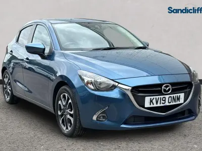 Używany Mazda 2 Inclusive 105 KM (77 kW) 2018 Niebieski Hatchback
