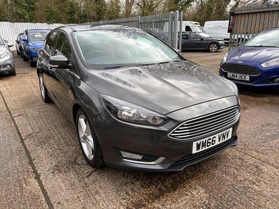Used Ford Focus Titanium 120 HP (88 kW) 2016 Grey Hatchback